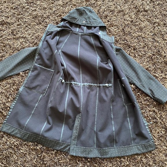 Lululemon jacket - Picture 3 of 3